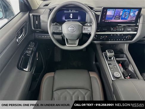 New 2026 Nissan Pathfinder Platinum image 23