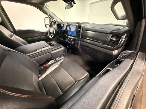 Used 2023 Ford F250 Lariat w/ FX4 Off-Road Package AWD/4WD image 64