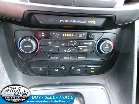 Used 2019 Ford Transit Connect XLT w/ Trailer Tow Package FWD image 14