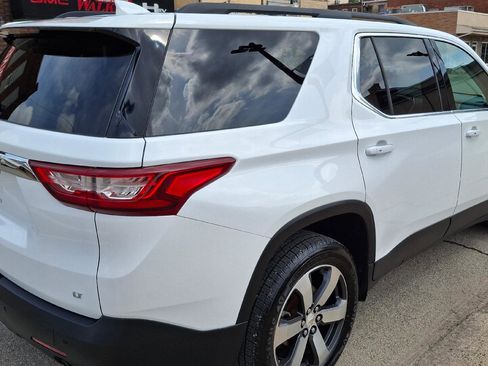 Used 2019 Chevrolet Traverse LT w/ LT Premium Package image 6