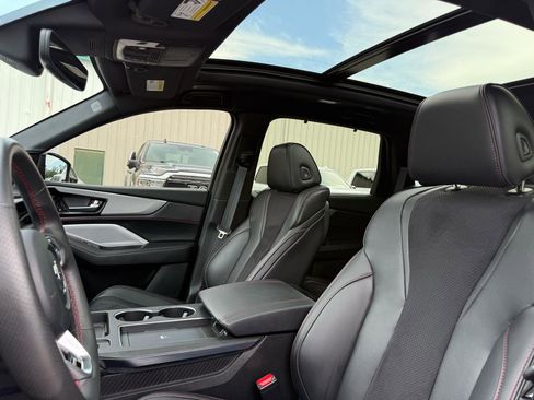 Used 2025 Acura MDX A-Spec AWD/4WD image 23