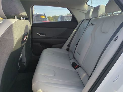 New 2026 Hyundai Elantra Limited image 14