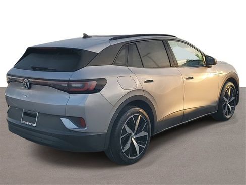 Certified 2023 Volkswagen ID.4 Pro S image 4