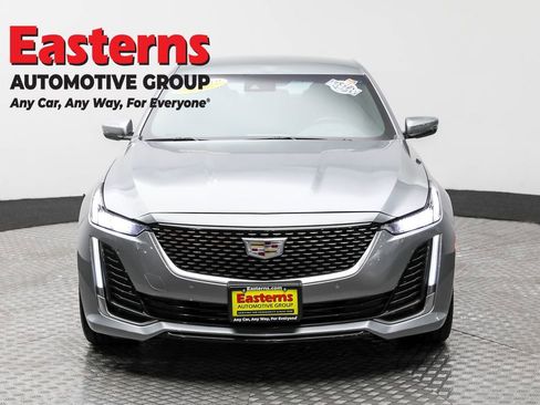 Used 2023 Cadillac CT5 Luxury image 2