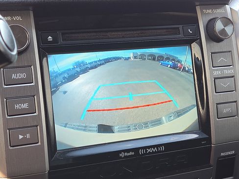 Used 2017 Toyota Tundra SR5 image 14