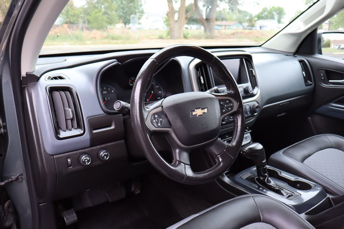 Used 2017 Chevrolet Colorado Z71 AWD/4WD image 15