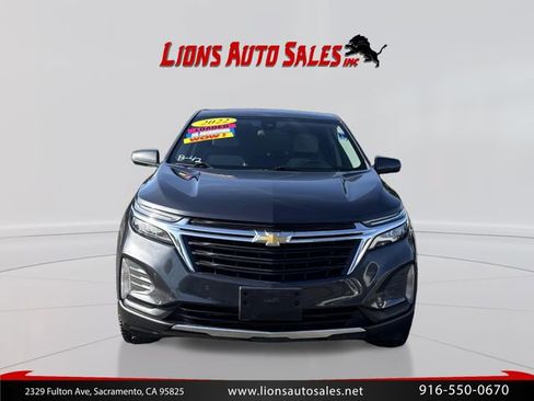 Used 2022 Chevrolet Equinox LT w/ Driver Convenience Package AWD/4WD image 2