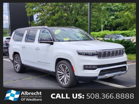 Used 2024 Jeep Grand Wagoneer L Series III AWD/4WD image 7