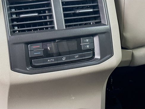 Used 2022 Volkswagen Atlas SEL image 27