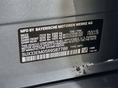 Certified 2024 BMW X7 M60i AWD/4WD image 35