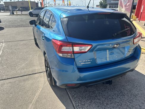 Used 2017 Subaru Impreza 2.0i image 7