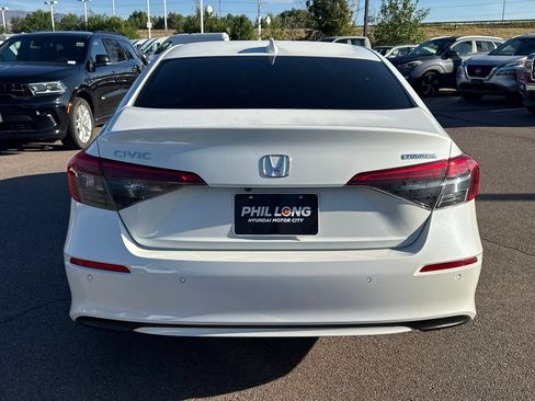 Used 2024 Honda Civic Touring image 6