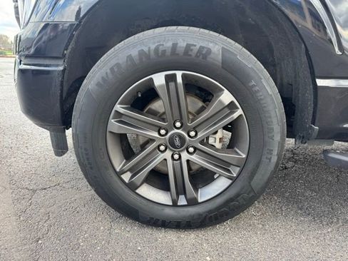 Used 2022 Ford F150 XLT w/ Equipment Group 302A High AWD/4WD image 22