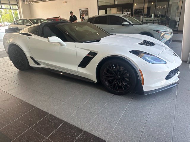Used 2019 Chevrolet Corvette Z06 RWD image 12
