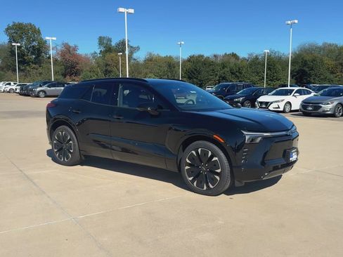 New 2026 Chevrolet Blazer EV RS image 2
