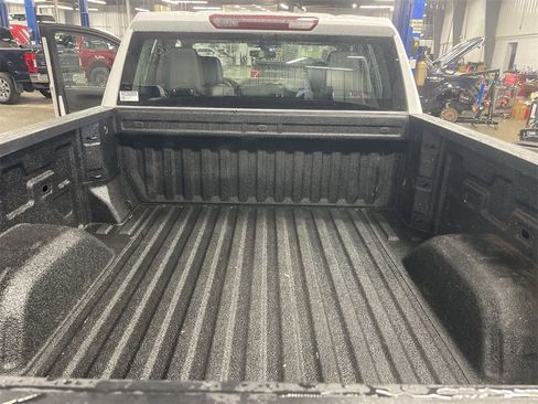 Used 2021 Chevrolet Silverado 1500 W/T w/ Trailering Package image 27