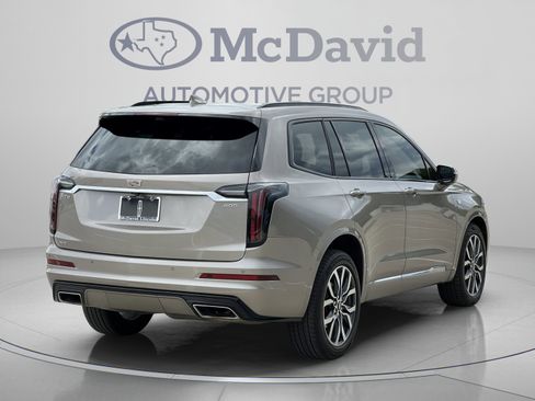 Used 2023 Cadillac XT6 Sport w/ Platinum Package AWD/4WD image 7