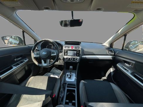 Used 2017 Subaru Crosstrek 2.0i Premium AWD/4WD image 9