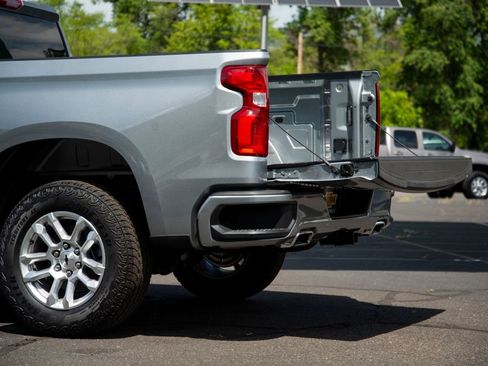 New 2026 Chevrolet Silverado 1500 RST w/ Z71 Off-Road Package AWD/4WD image 9