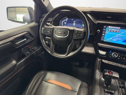Used 2024 GMC Sierra 1500 AT4 w/ Technology Package image 18