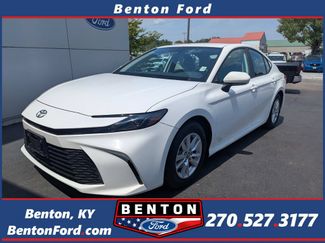 Used 2025 Toyota Camry LE FWD video 1