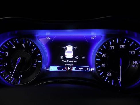 Used 2022 Chrysler 300 Touring w/ Sport Appearance Package RWD image 16