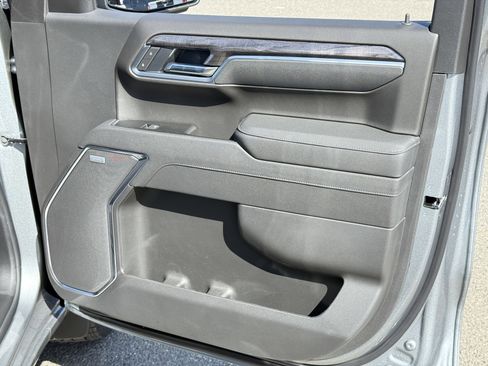 New 2026 Chevrolet Silverado 1500 LTZ w/ LTZ Premium Package AWD/4WD image 21