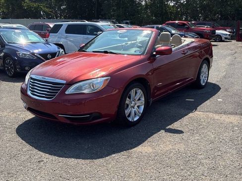 Used 2011 Chrysler 200 Touring w/ Cold Weather Group image 1