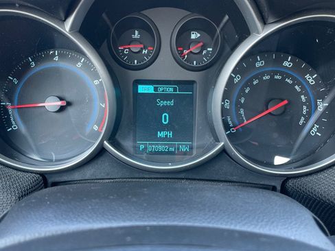 Used 2014 Chevrolet Cruze LT FWD image 12