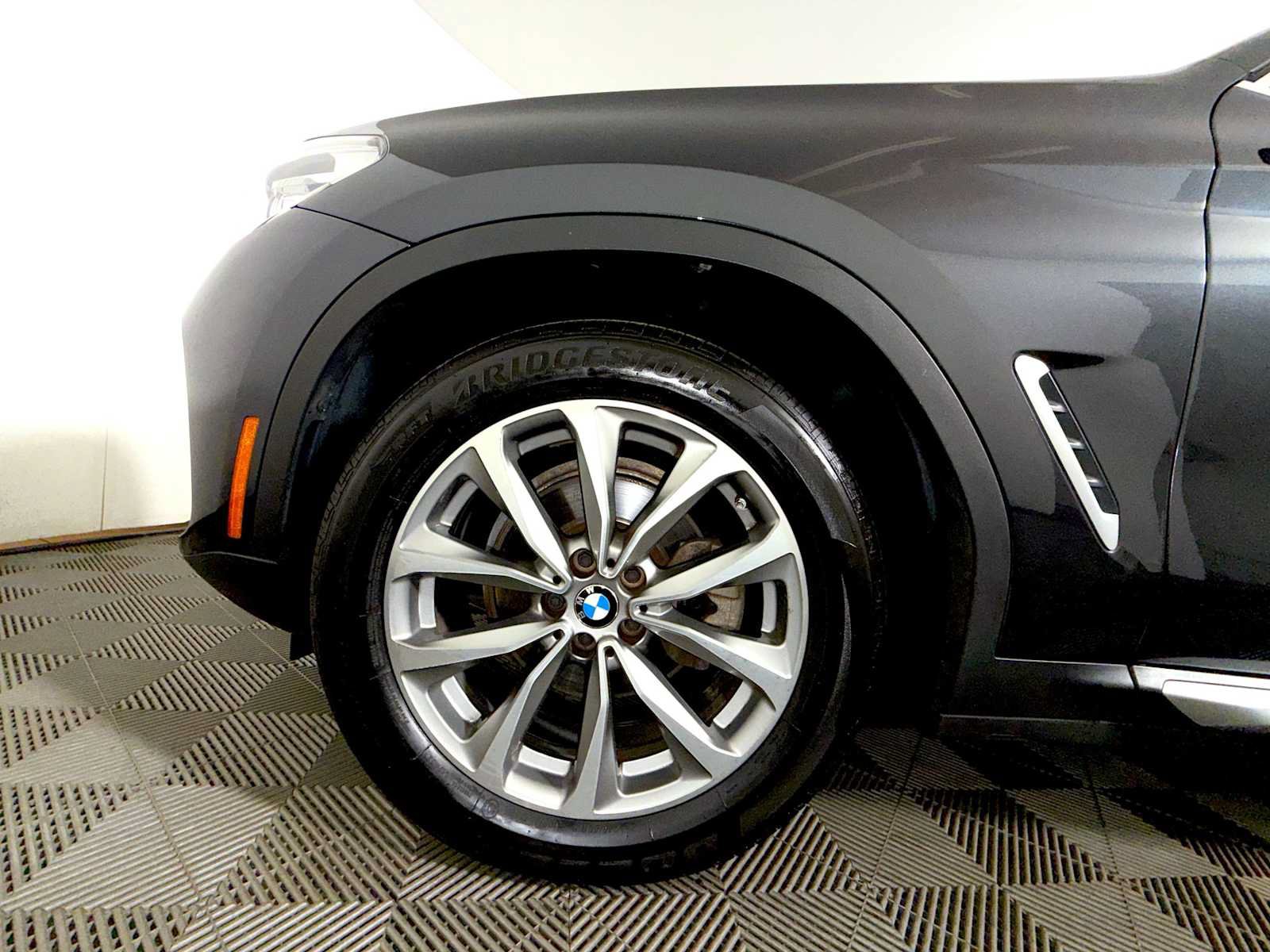 Used 2019 BMW X4 xDrive30i w/ Convenience Package AWD/4WD image 8