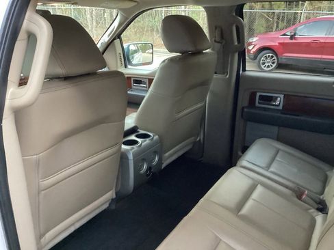 Used 2010 Ford F150 Lariat image 34