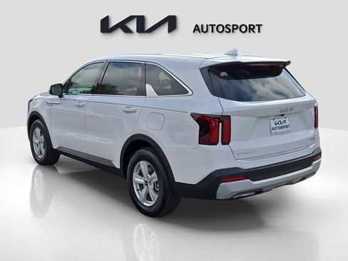 New 2026 Kia Sorento LX image 10