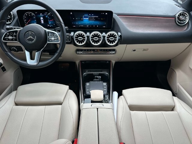 Used 2021 Mercedes-Benz GLA 250 4MATIC image 11
