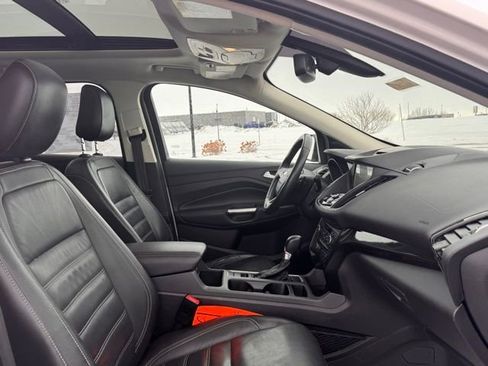 Used 2018 Ford Escape Titanium image 21