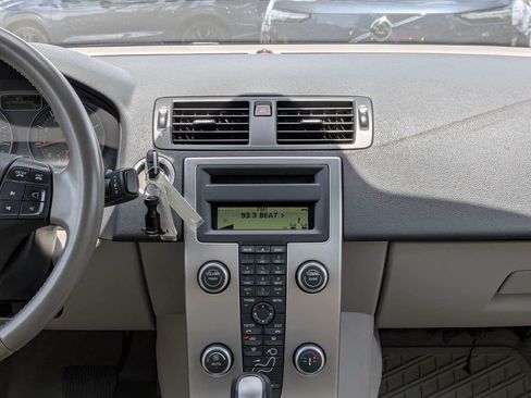Used 2009 Volvo C70 T5 FWD image 24