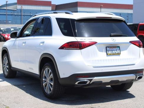 Used 2021 Mercedes-Benz GLE 350 w/ Premium Package image 3