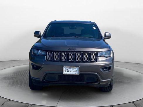 Used 2018 Jeep Grand Cherokee Altitude image 8