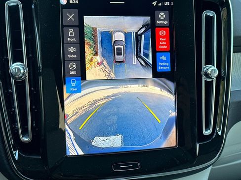 New 2026 Volvo XC40 B5 Plus w/ Protection Package Premier image 17