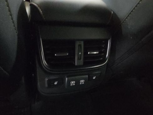 Used 2022 Subaru Outback Wilderness AWD/4WD image 13