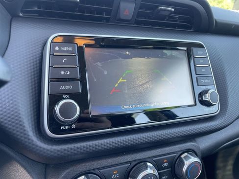 Used 2024 Nissan Kicks S image 12