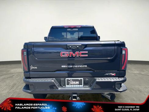 Used 2025 GMC Sierra 2500 AT4 w/ AT4 Premium Plus Package AWD/4WD image 5