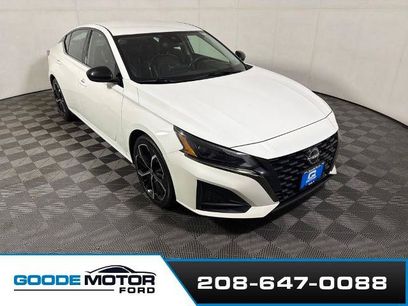 Used 2024 Nissan Altima 2.5 SR