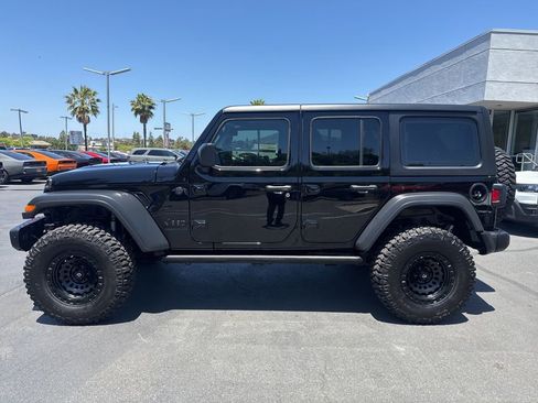Certified 2025 Jeep Wrangler Unlimited Sport AWD/4WD image 3