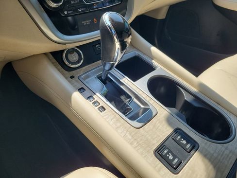 Certified 2022 Nissan Murano SV image 32