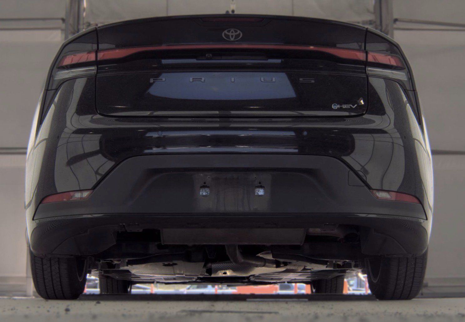 Used 2025 Toyota Prius LE FWD image 5