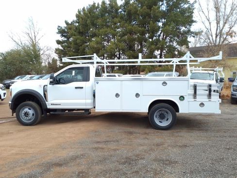 New 2024 Ford F550 4x4 Regular Cab Super Duty image 7