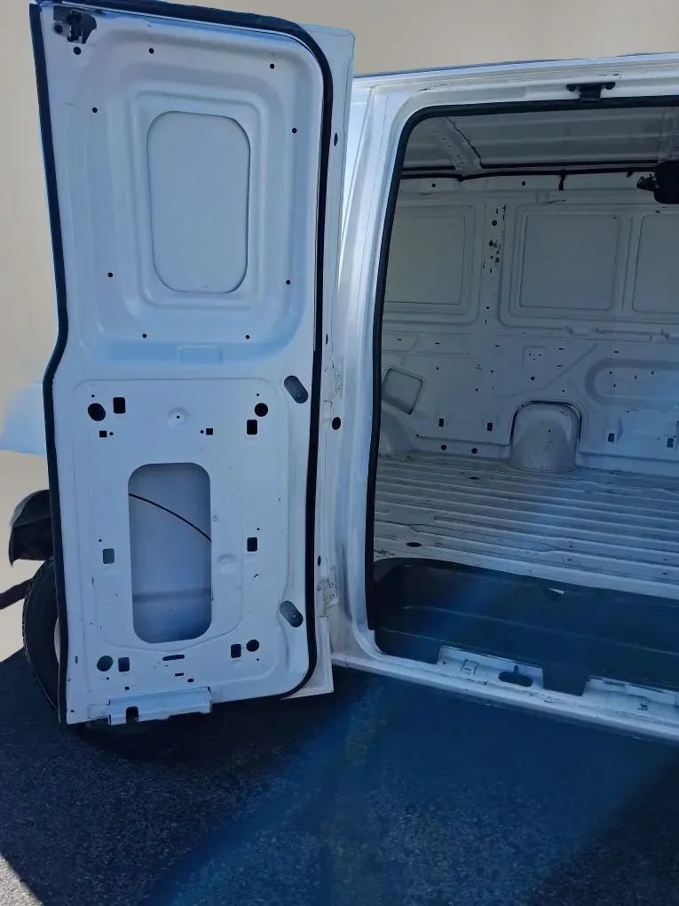 Used 2011 Ford E-250 and Econoline 250 Extended w/ PWR Group RWD image 28