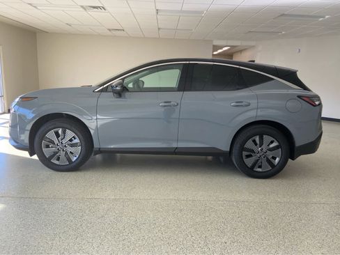 Used 2025 Nissan Murano SL w/ Cargo Package image 10