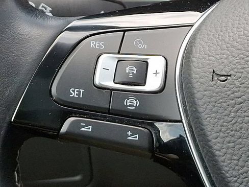 Used 2021 Volkswagen Tiguan SEL Premium R-Line w/ 3rd Row Seat Package AWD/4WD image 22