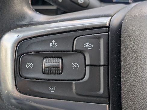 Used 2024 Chevrolet Silverado 2500 LT AWD/4WD image 15